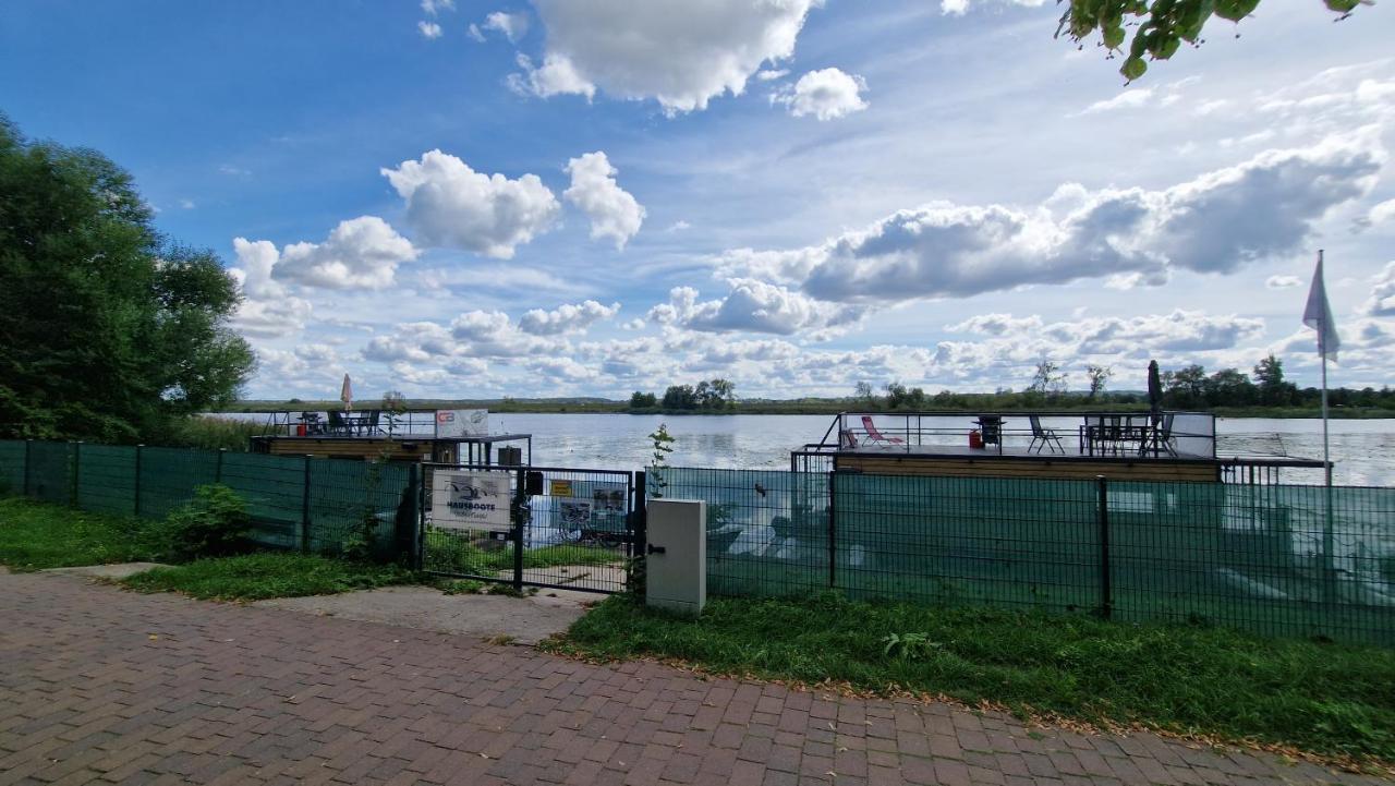Hotel Hausboote Unteres Odertal Hausboot Kranich Schwedt Exterior foto